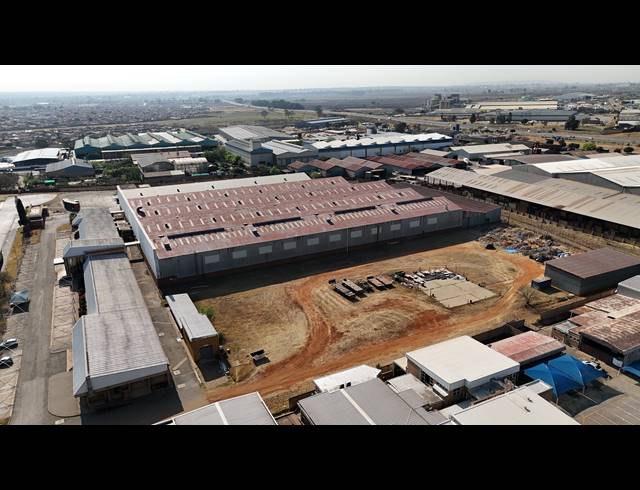 18,424M² WAREHOUSE TO LET IN ROODEKOP